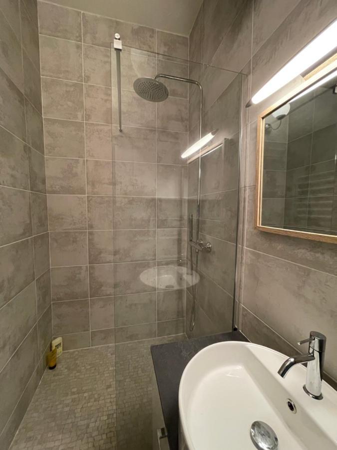 Maison De Ville Cosy Canal Saint Martin Paris Ngoại thất bức ảnh